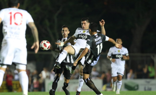 HOY / Rengueando y todo, Olimpia se impone en el Norte y sigue su ruta al tetra