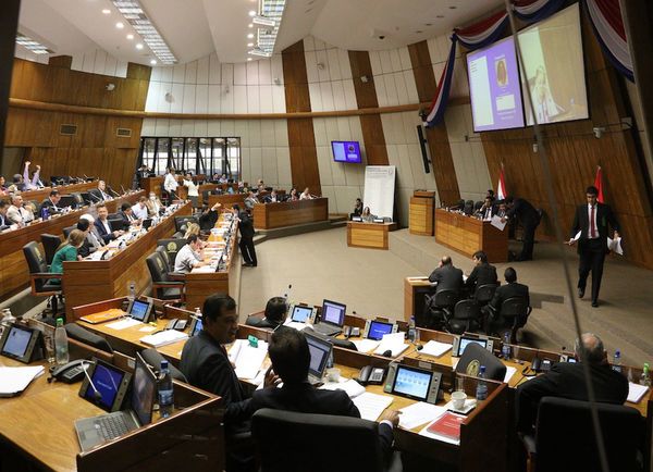 Asignaron G. 23.493 millones para sueldos y casi 200 nuevos cargos