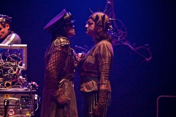 Teatro Futurista en la Manzana