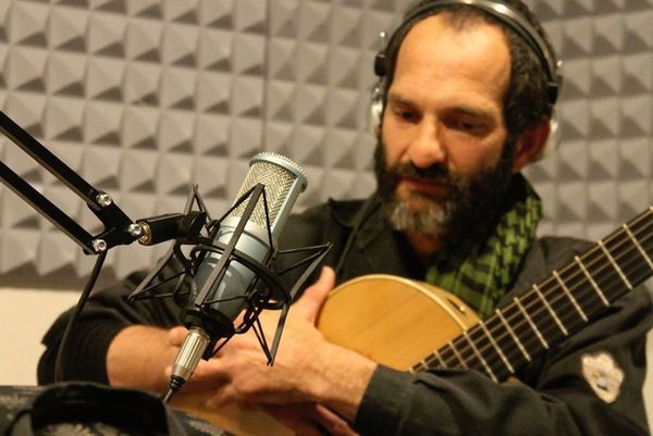 Charlie Nutela lanzará su apuesta instrumental