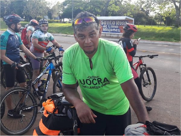 La travesía en bicicleta de un paraguayo desde Buenos Aires a Misiones