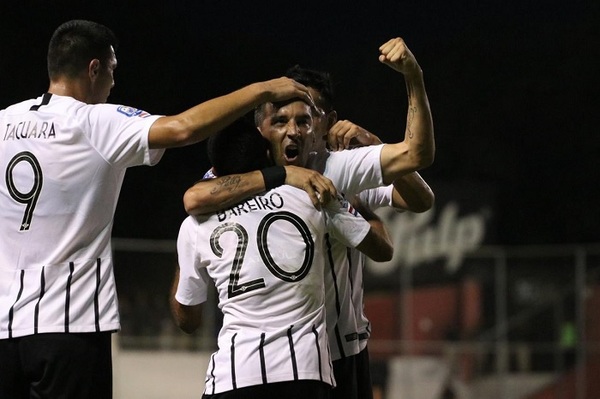 Libertad supera a General Díaz y sigue en la lucha por el campeonato