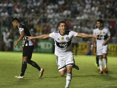 Olimpia sufrió más de la cuenta para ganar a Santaní | .::Agencia IP::.