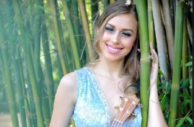 Yeissi Conterno, una “princesa de cuentos de hadas” que cautiva con su voz