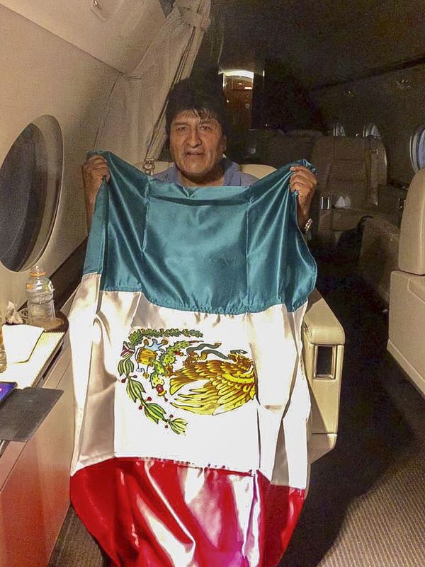 México espera a Morales después de un sinuoso periplo desde Bolivia