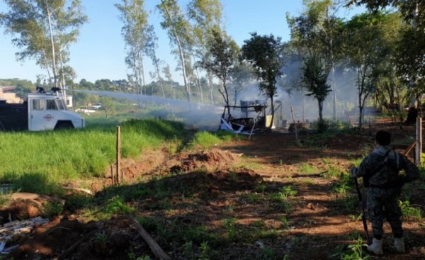 Desalojan inmueble invadido en 23 de Octubre