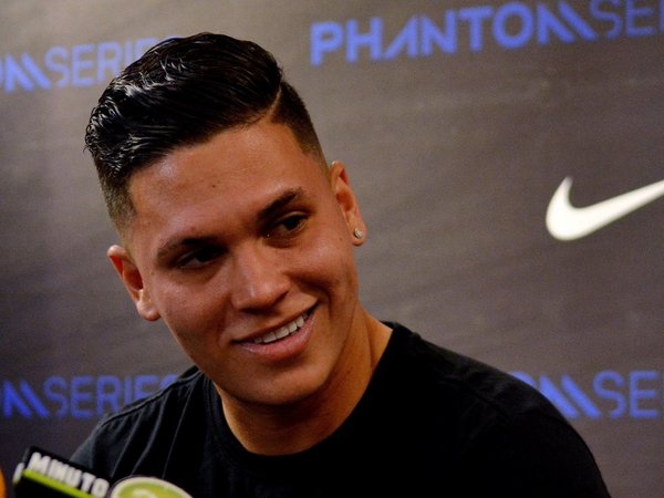 Un susto para Quintero y River Plate a 11 días de la final