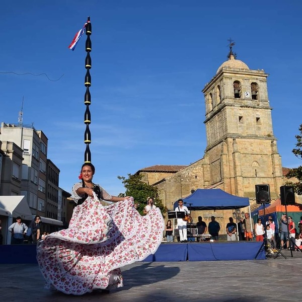 La vida de Erika, la paraguaya que llegó a Got Talent España | Noticias Paraguay