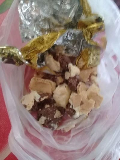 Niña internada tras ingerir un bombón que supuestamente contenía vidrio - Nacionales - ABC Color