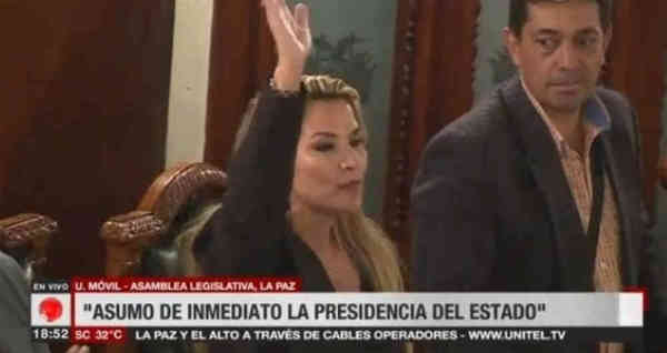 Senadora Jeanine Añez presidenta interina de Bolivia