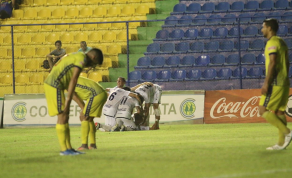 HOY / Liga tremenda paliza y pone en serias dudas su permanencia en Primera División