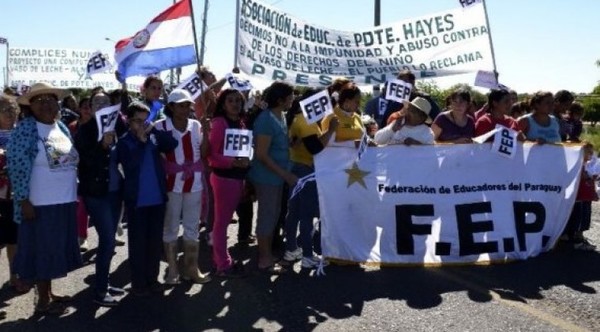 Docentes se movilizan hoy