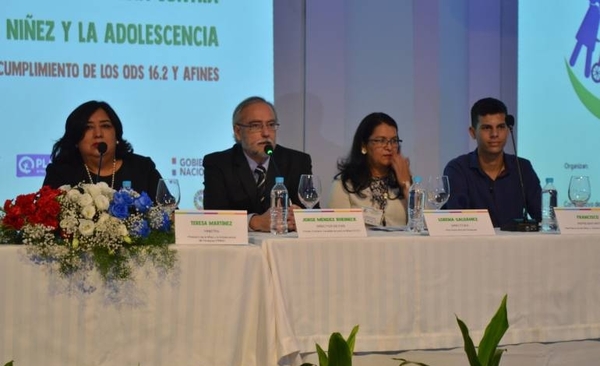 HOY / Autoridades y referentes se comprometen a erradicar la violencia contra la niñez y adolescencia