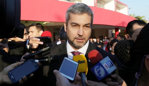 Presidente Abdo pide a Diputados aprobar presupuesto austero