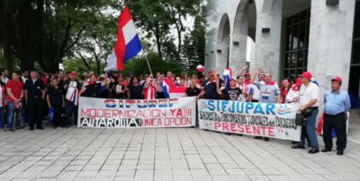 HOY / Sindicalistas judiciales no asisten a reunión tripartita porque deben marchar