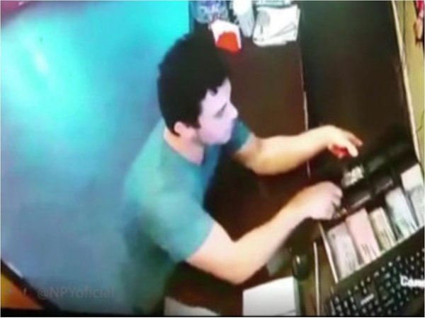 Usó el auto de su novia para robar una panadería