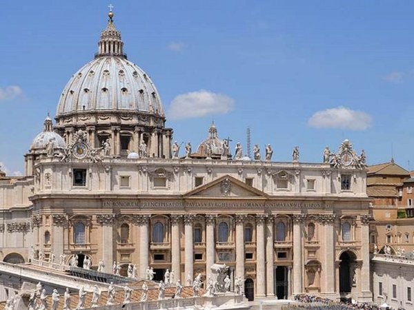 El teólogo del Papa advierte de un "posible" cisma en la Iglesia Católica
