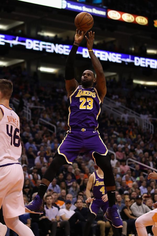 Los Lakers brillan con su mejor inicio desde 2010 - Básquetbol - ABC Color