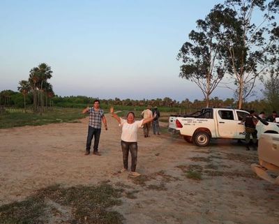Despojo OGD: Familia recuperó tierras pero perdió ganado y encontró casa quemada - A La Gran 7-30 - ABC Color