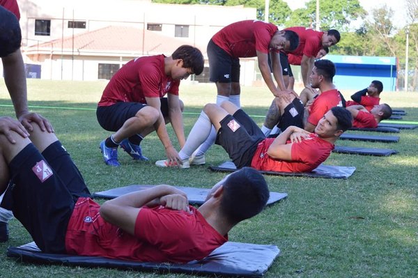 Se lesionó gravemente jugando por River y el “presi” no le atiende