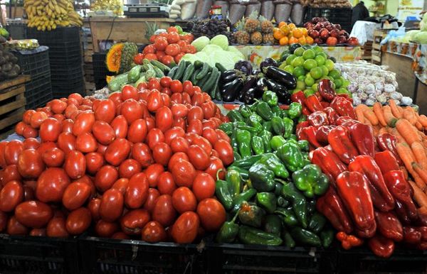 Gran feria de productos hortigranjeros con apoyo de la EBY, en Asunción - Nacionales - ABC Color