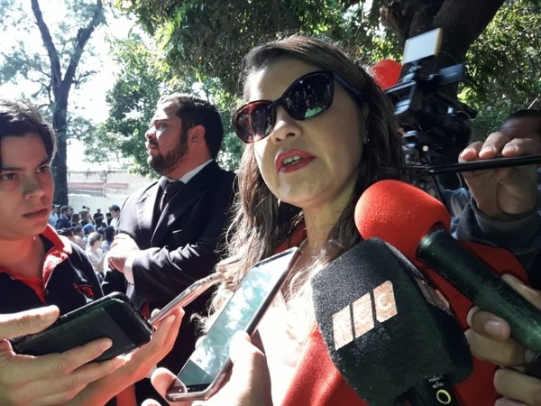 Cecilia Pérez es nueva ministra de Justicia tras renuncia de Eber Ovelar