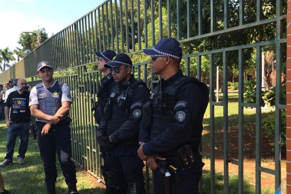 Representantes de Guaidó ocupan parte de la embajada de Venezuela en Brasilia