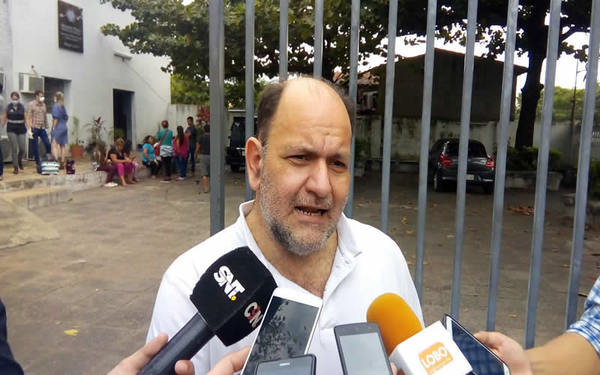 Abogado calificó al forense Pablo Lemir como un peligro para la sociedad