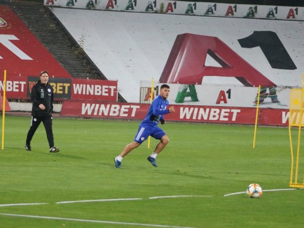 Berizzo promete agresividad y dinamismo en el partido con Bulgaria