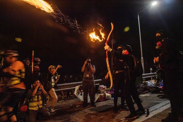 Manifestaciones se extienden y paralizan Hong Kong - Mundo - ABC Color
