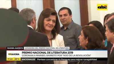 Maribel Barreto ganadora del Premio Nacional de Literatura 2019  - ABC Noticias - ABC Color