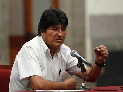 Morales pide a la ONU, al Papa y a países amigos mediar en Bolivia