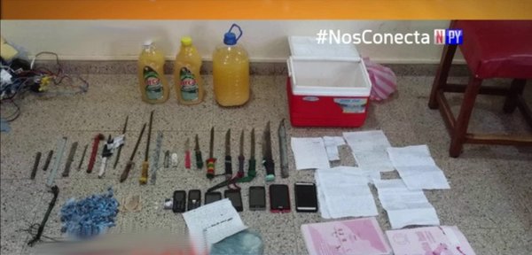 Requisan puñales, celulares y droga en cárcel de Encarnación | Noticias Paraguay