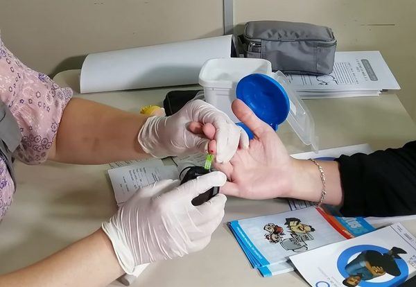 60 % de la población adulta sufre de diabetes