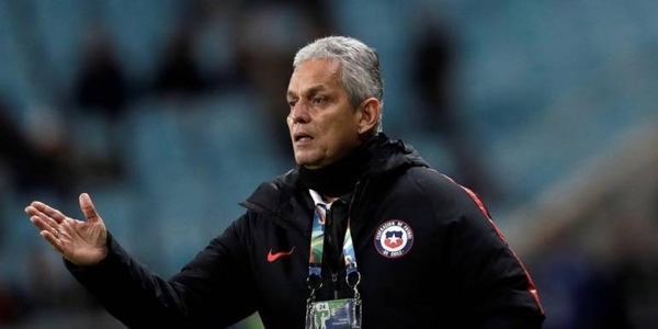 HOY / La crisis social repercute en la selección chilena