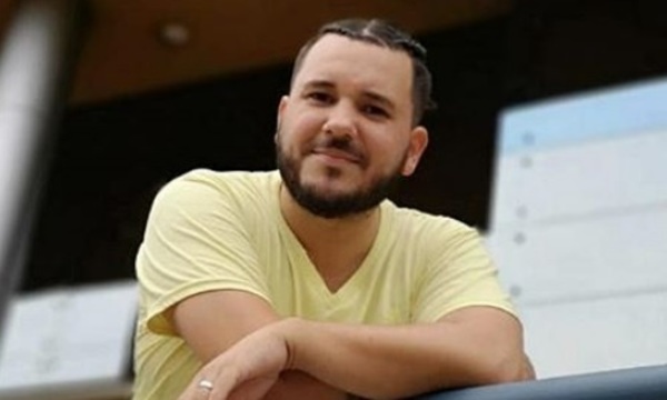 José Ayala transmitirá su programa radial desde un colectivo