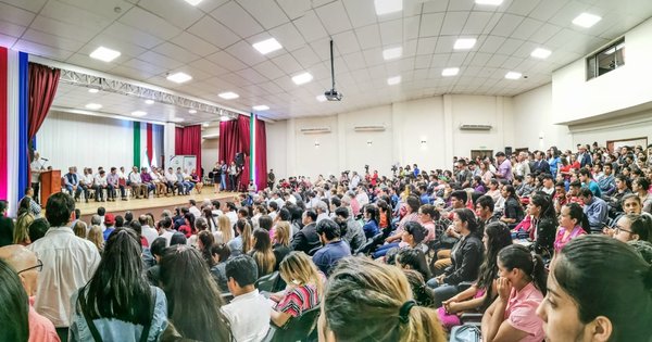 Millonaria entrega de aportes para fortalecer educación, salud y producción en Itapúa | .::Agencia IP::.