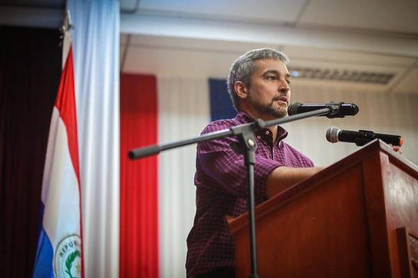 Marito responde a las críticas: “Cheo la presidente” - ADN Paraguayo