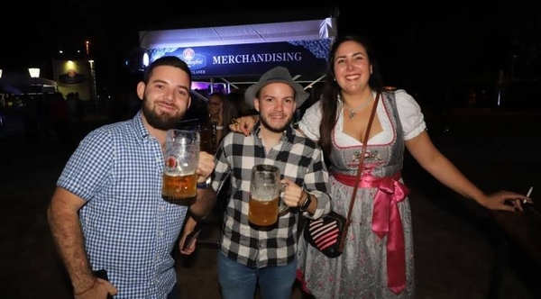 HOY / Asunción brindó con el Paulaner Oktoberfest 2019