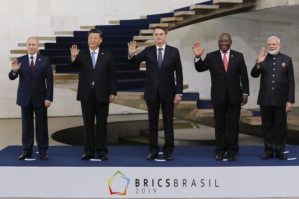Bolsonaro dice que Brasil no entrará en la guerra comercial entre EEUU-China