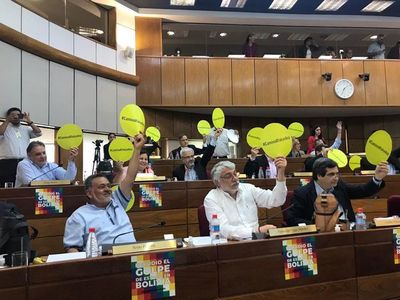Senadores aprueban construcción de camino para comunidad Yakye Axa
