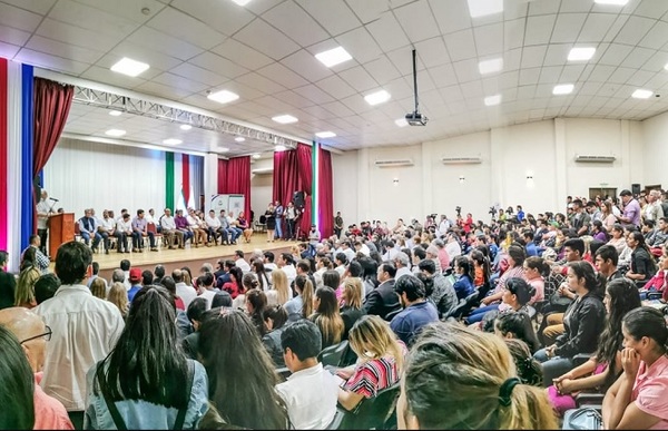 Itapúa recibe G. 8.600 millones en aportes para salud, educación y producción