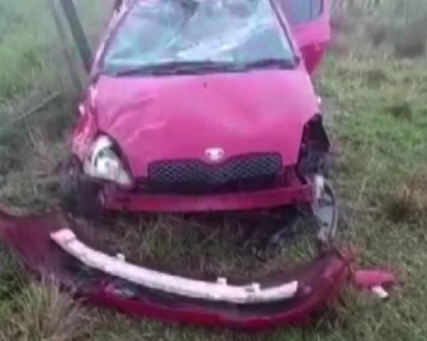 Jóvenes sufren accidente sobre ruta | Noticias Paraguay