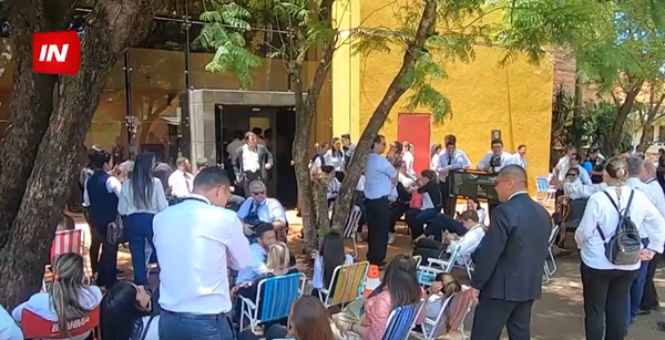 FUNCIONARIOS JUDICIALES SE REUNIERON CON MARIO ABDO.