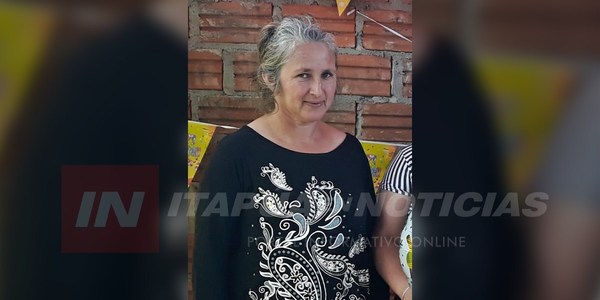 UNA MUJER BUSCA CONOCER A SU PADRE