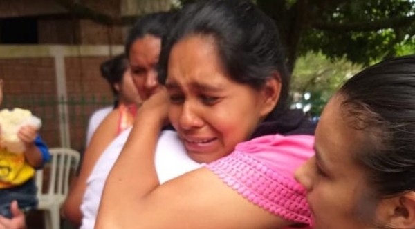 Tras orden de Marito, Salud contrata a mamá de estudiante perseguido