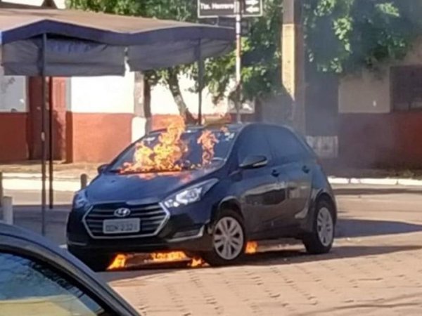 Médico quemó el auto de su exnovia en Pedro Juan Caballero