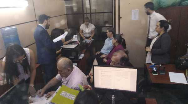 Ramón González Daher e hijo buscarán medidas alternativas a la prisión » Ñanduti