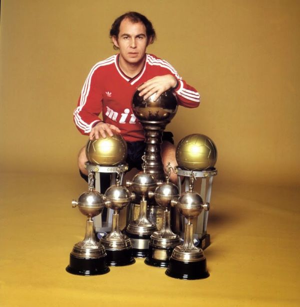 Ricardo Bochini, 8 veces campeón de América - Fútbol - ABC Color