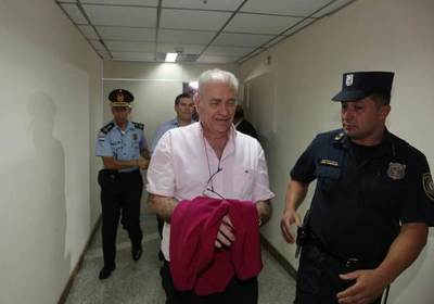Juez Otazú decreta prisión para Ramón González Daher y su hijo •